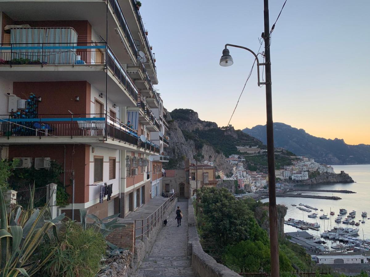 La Marea - Appartamento Panoramico Amalfi Bagian luar foto